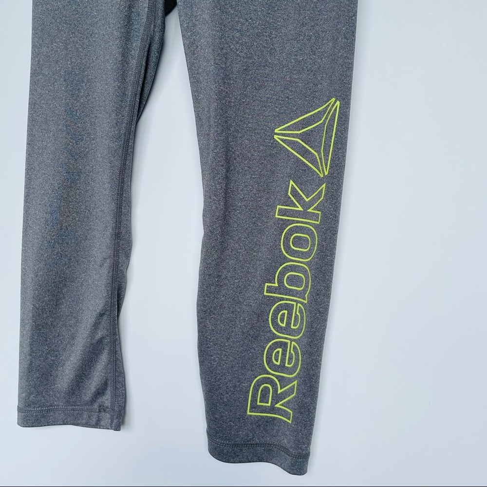 Reebok Legend Capri Crop Woman’s Gray Siza XS New without Tag